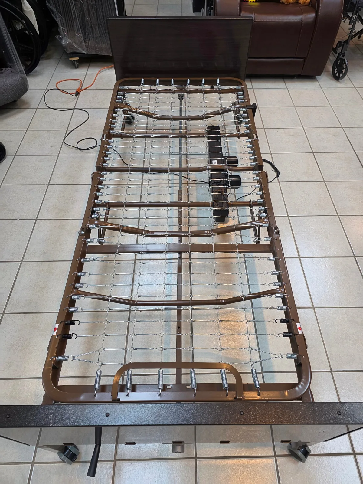 Semi Electric Economy Hospital Bed — photo 5