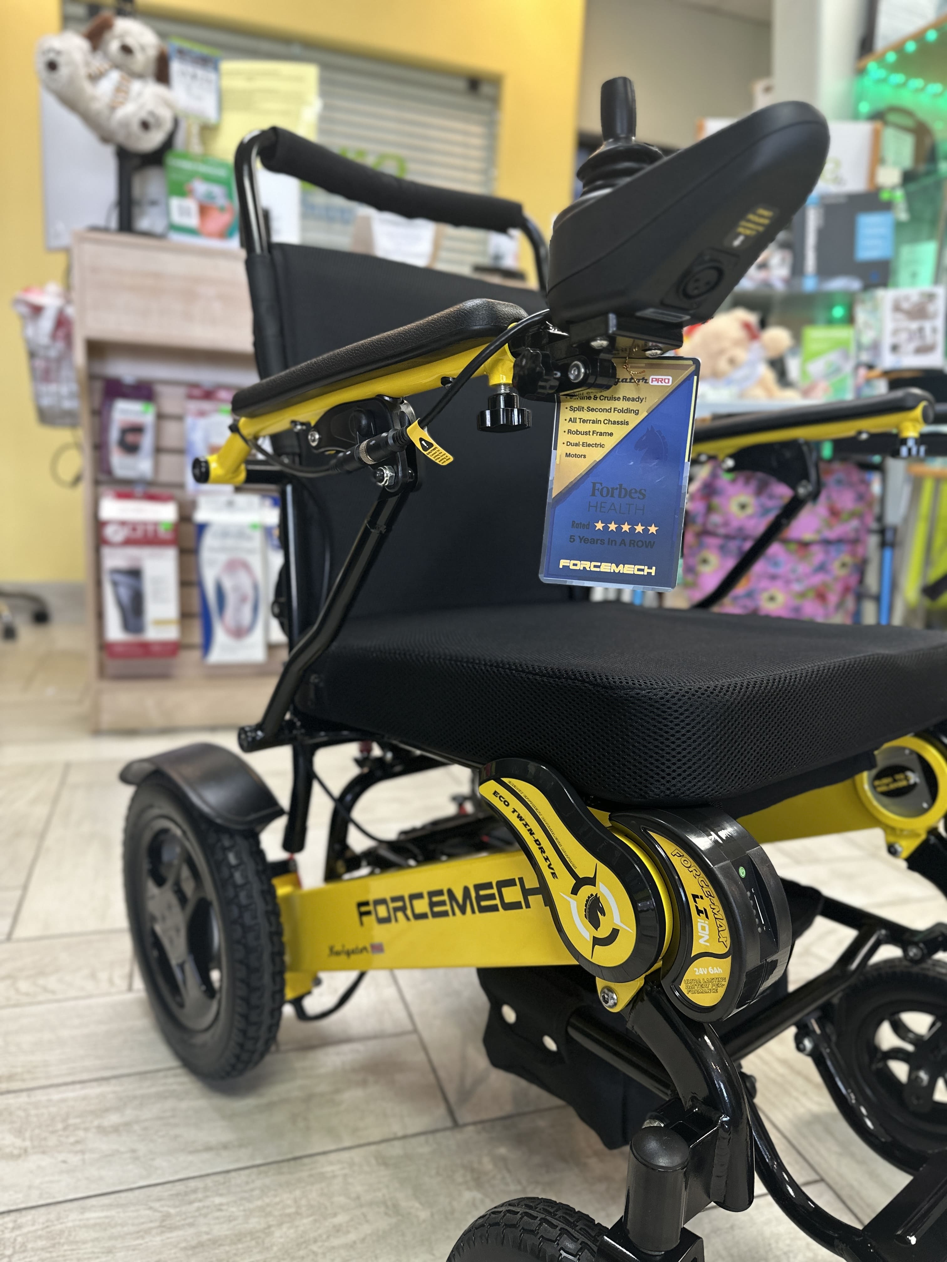navigator pro heavy duty 400 lbs cap folding electric wheelchair — photo 5 of 6