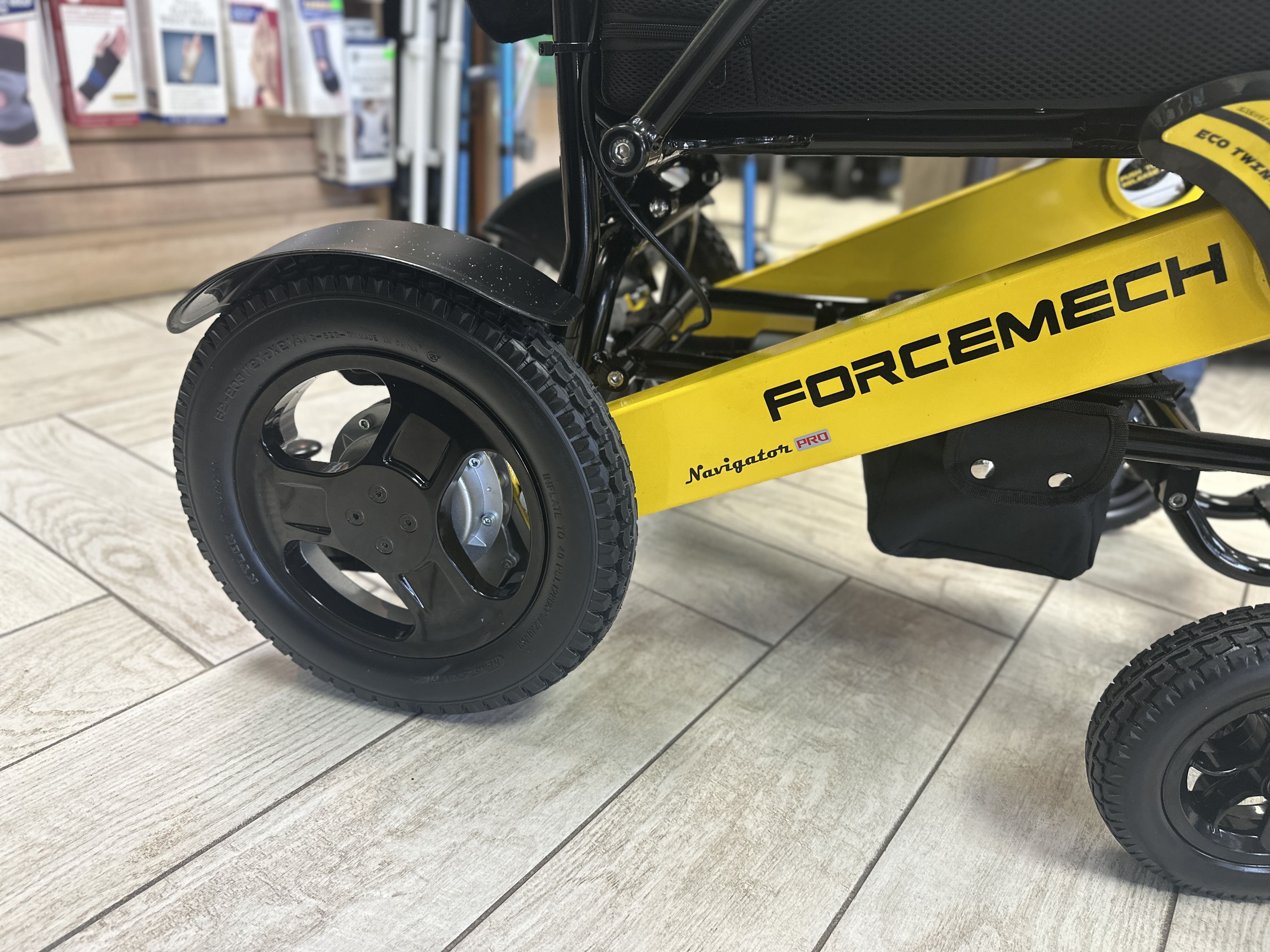 navigator pro heavy duty 400 lbs cap folding electric wheelchair — photo 6 of 6